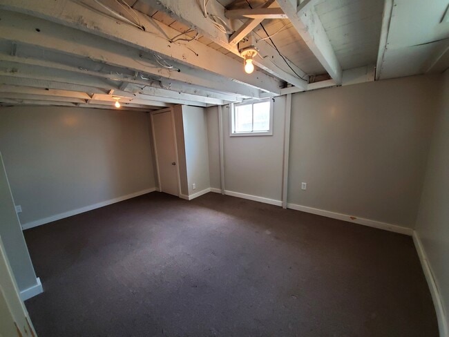 Photo - 2284 W Street