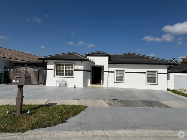 Building Photo - 11421 SW 145th Ave Rental