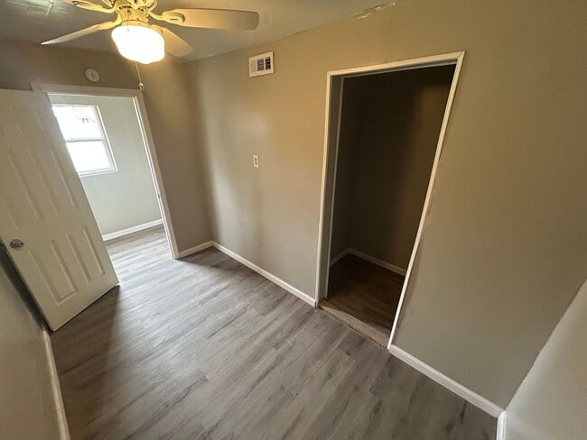 Photo - Charming 2-Bed Home Near Ottawa Park & University of Toledo