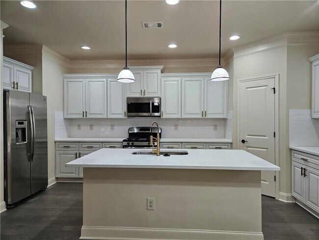 Photo - 3155 Stonecrest Dr