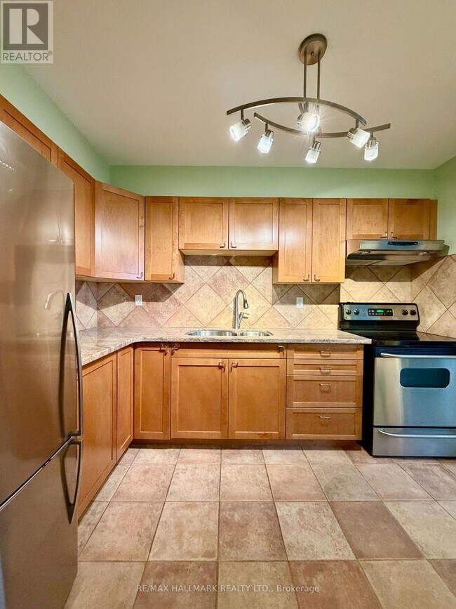 Photo - 360 Ridelle Ave Unit 817