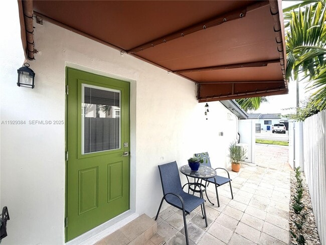 Photo - 1625 SW 101st Ave Unit Eff