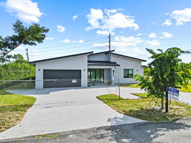 Photo - 22451 SW 118th Ave