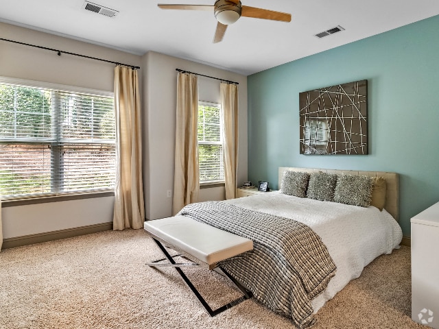 Spacious Master Suite - Bridford West Rental