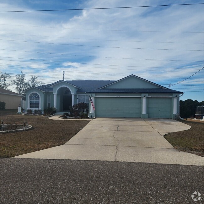 Building Photo - Very Nice house For Rent in Spring Hill