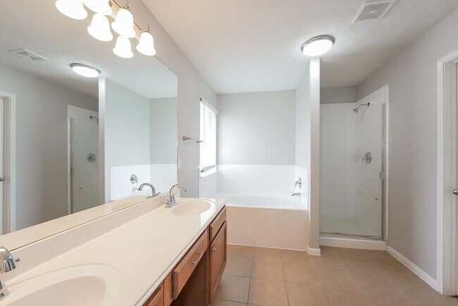 Photo - 2614 Elder Park Ct