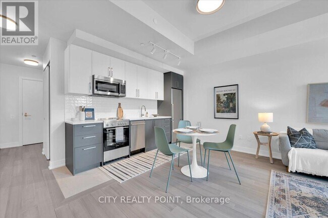 Photo - 664 Spadina Ave. Unité 711