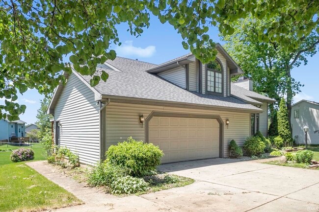 Photo - 52849 Red Fox Trail