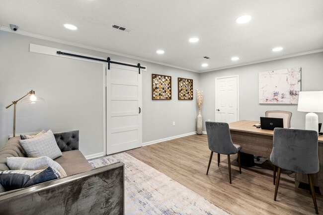 Leasing Office