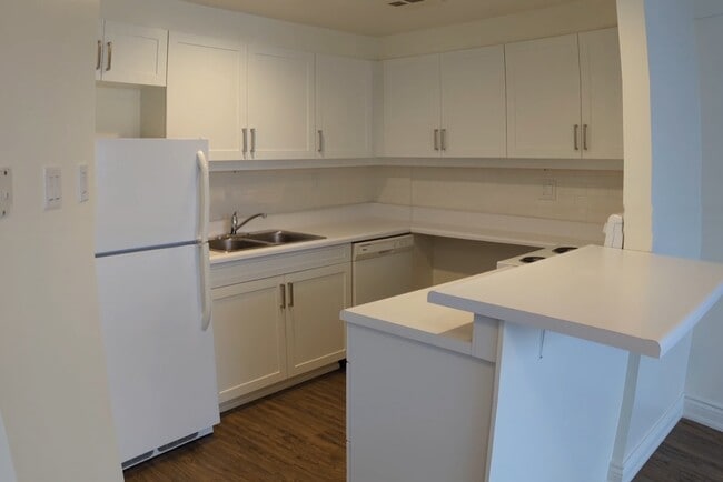 Photo - 67 Bronte Rd