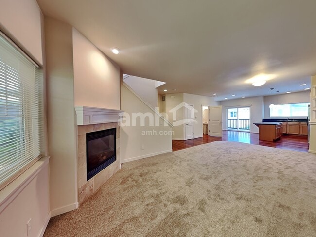 Photo - 7337 Rainier Dr