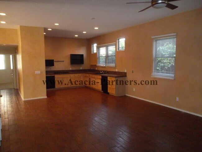 Photo - Four Bedroom/Three Bath home in Civano!