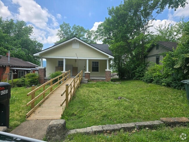 Building Photo - 4305 15th Ave Rental
