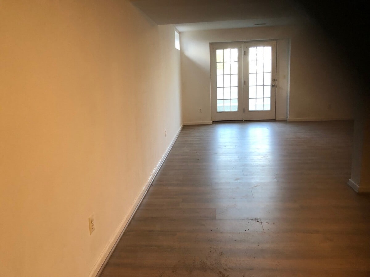 Photo - 6300 Corbin Woods Ct