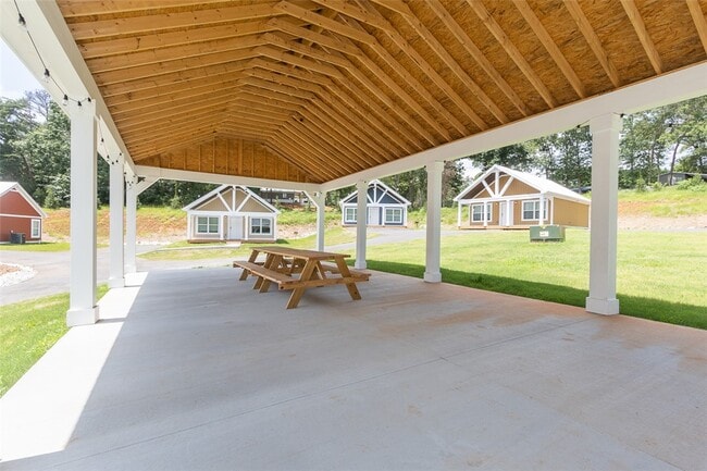 Photo - 1029 Smyzer