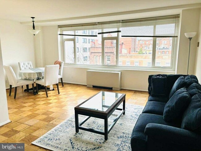 Building Photo - 1545 18th St NW Unit 509 Rental