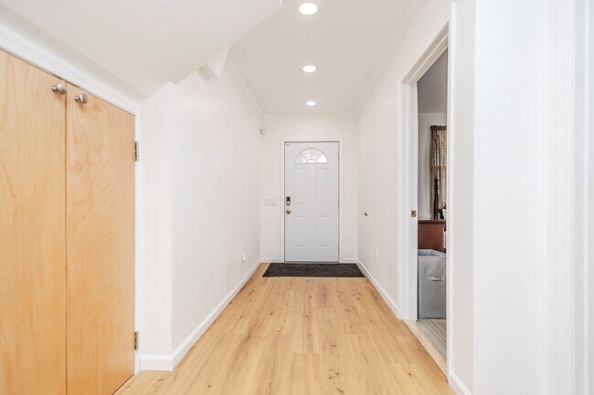 Photo - 138 D View Ave Unidad 138 D View Ave #1