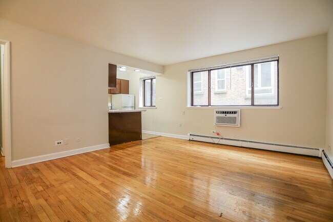 Photo - 5847 N Kenmore Ave Unit #325