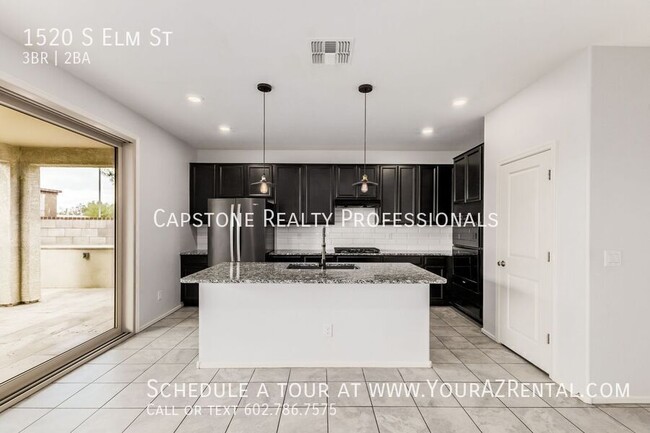 Photo - 1520 S Elm St