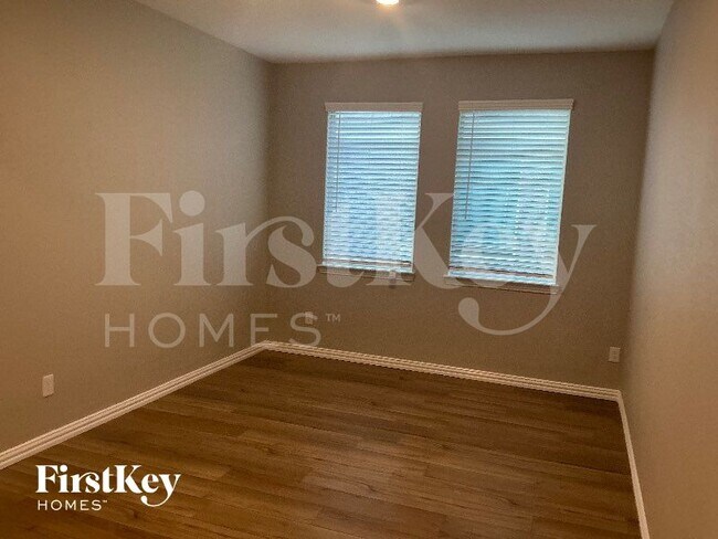 Photo - 5217 Rockrose Ln