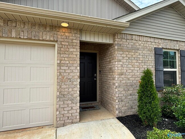 206 Murphy Ln