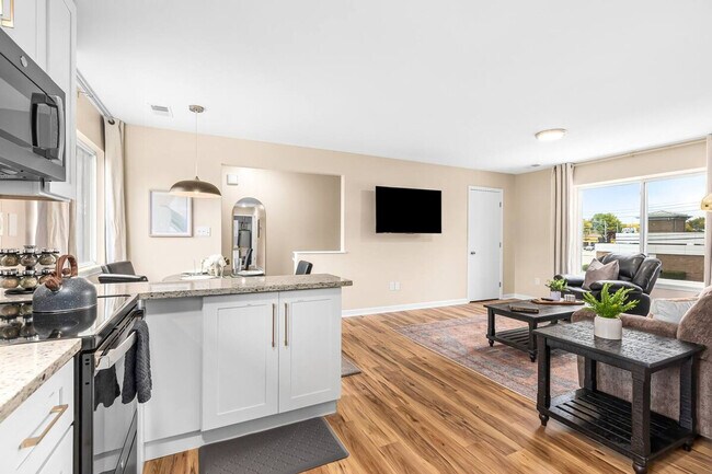 Photo - 18308 Mesle St Unit SI ID1032362P