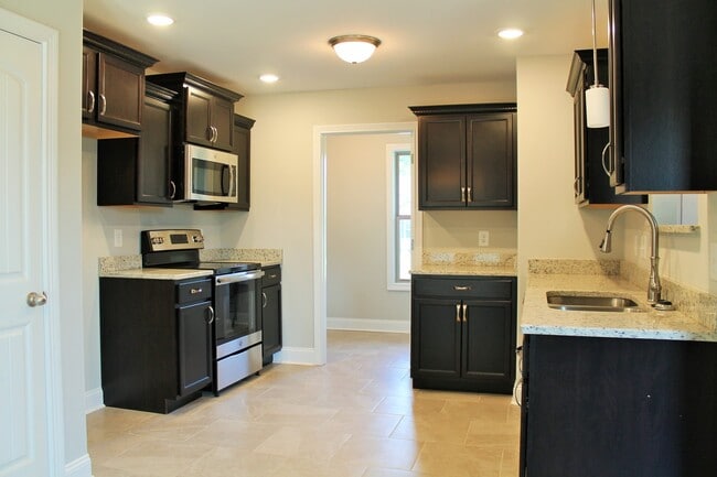 Photo - 264 Azalea Dr