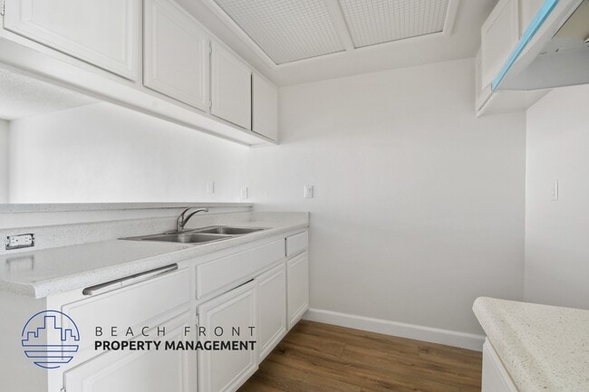 Photo - 1555-1557 Carson St.