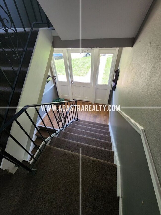 Affordable Raytown Area KCMO ApartmentAva... House Rental in Kansas City, MO