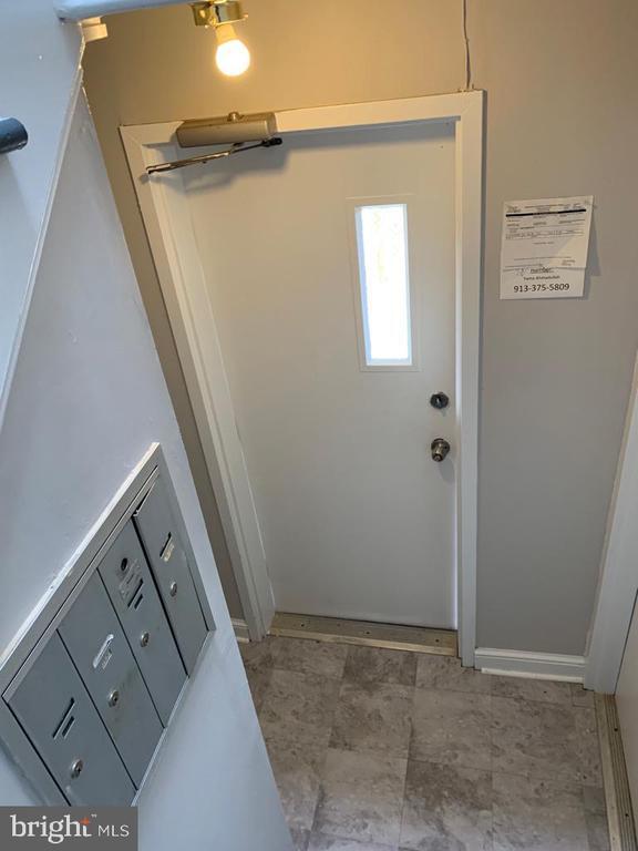 Photo - 141 Galveston Pl SW