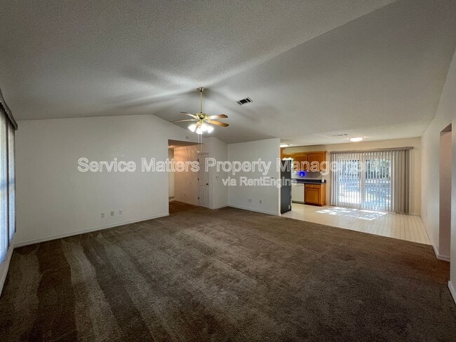 Photo - 4925 Hyatt Ln