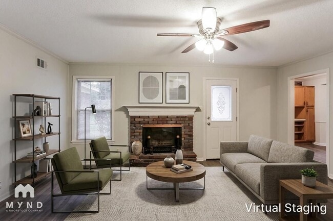 Photo - 1176 Cedar Cir S