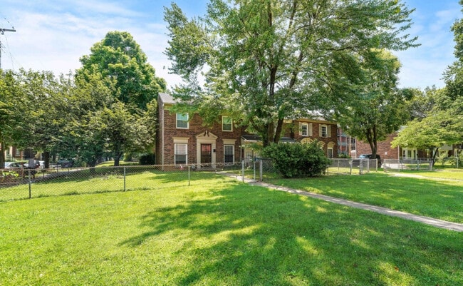 Photo - 402 W Hill St Unit 402