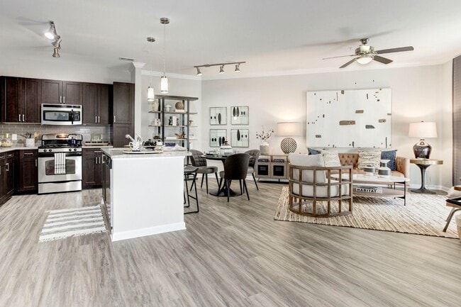 Building Photo - The Enclave at Potomac Club Rental