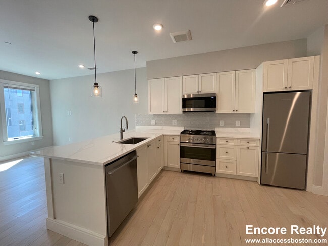 Photo - 197 Green St Unit 306