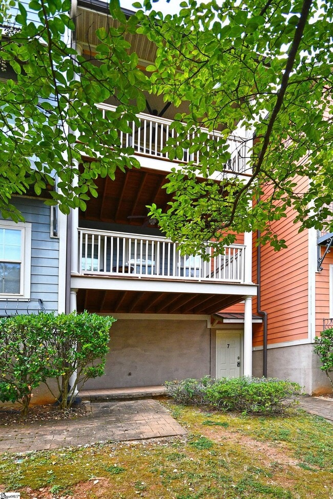Building Photo - 7 Hamilton Ave Rental
