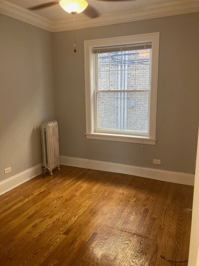 Photo - 4412 N Rockwell St Unidad 4412-1