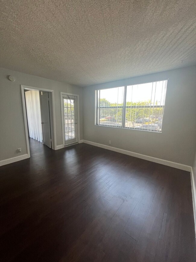Photo - ONE BEDROOM ONE BATHROOM!! WATERFRONT COMMUNITY Unidad 29