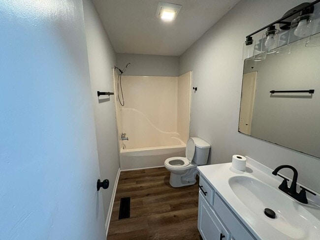 Photo - 1109 Westmoreland St