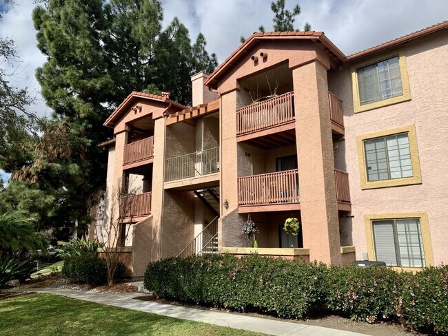 12071 Alta Carmel Ct Unit 81