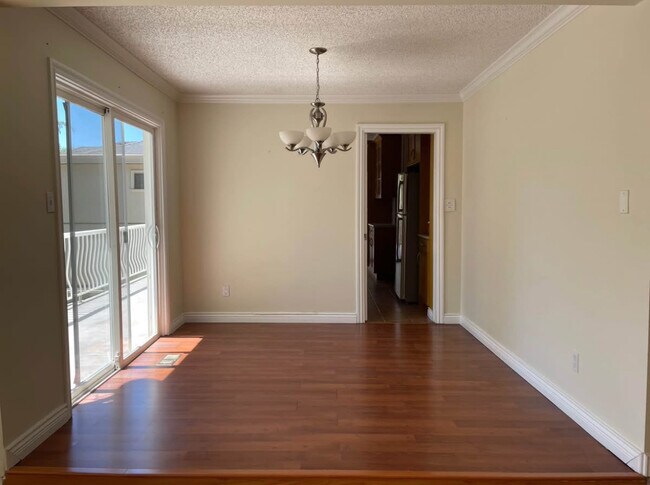 Photo - Upper House for Rent in Surrey – Panorama ... Unit Upper House