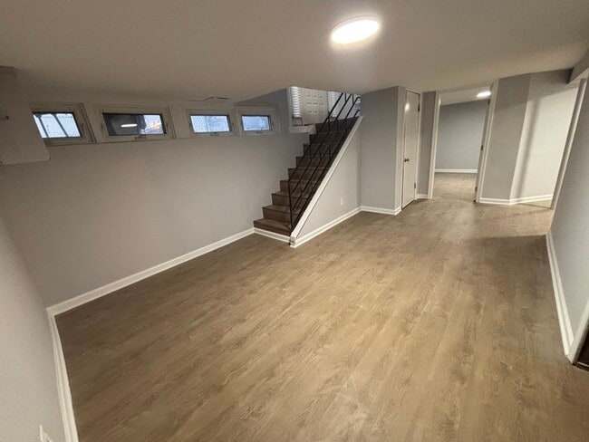 Photo - 5 Bedroom Home