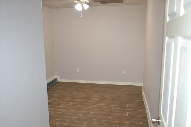Building Photo - 9130 Autumn Harvest Dr