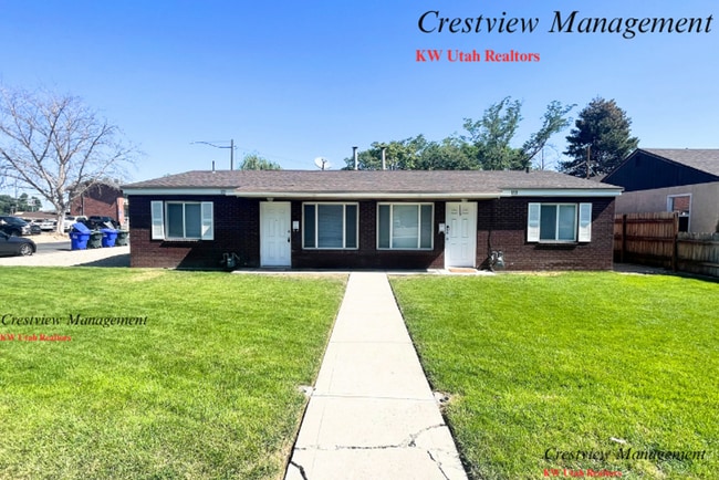 Building Photo - Claybourne Duplex Unit 151