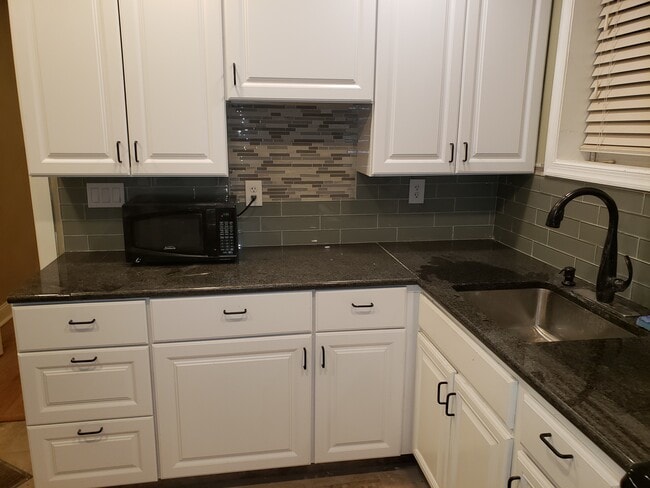Building Photo - 1413 W Ritner St Unit 1