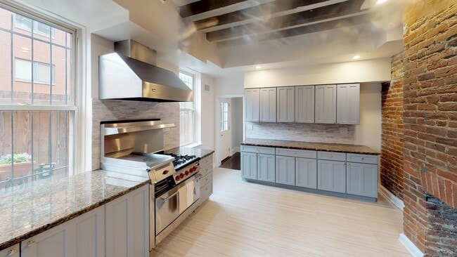 Photo - 1413 Q St NW