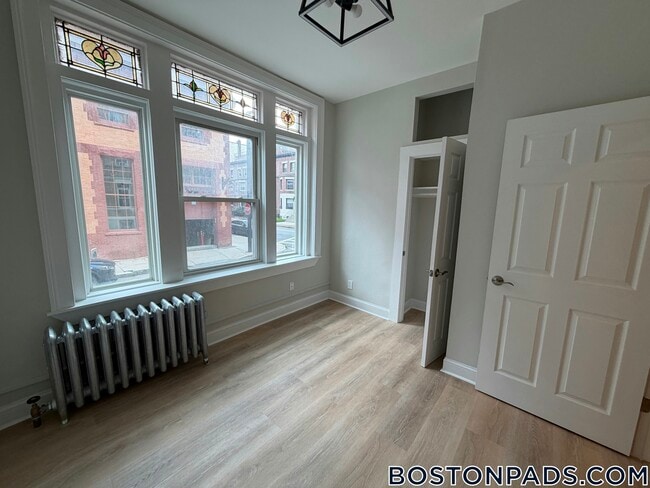 Photo - 38 Hemenway St Unit 2