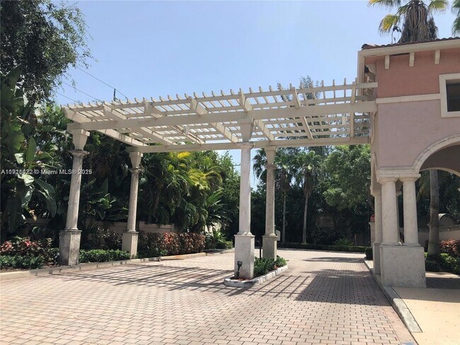 Photo - 2039 SE 10th Ave Unit 5035