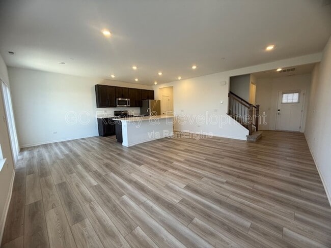 Photo - 1135 White Oak Cir