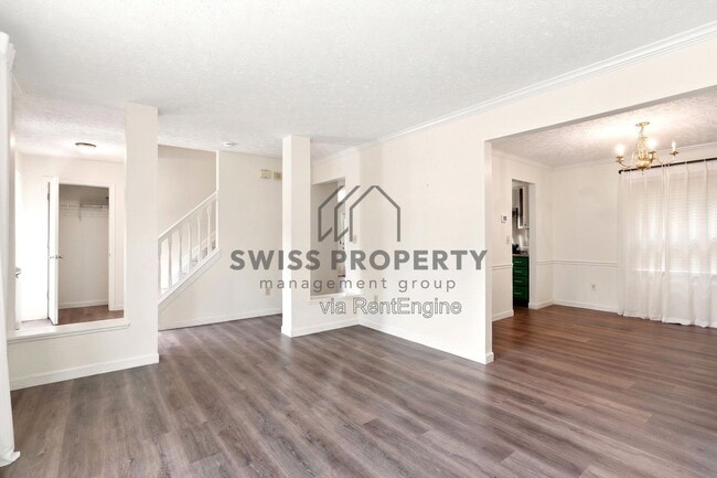 Photo - 7920 Holderman St